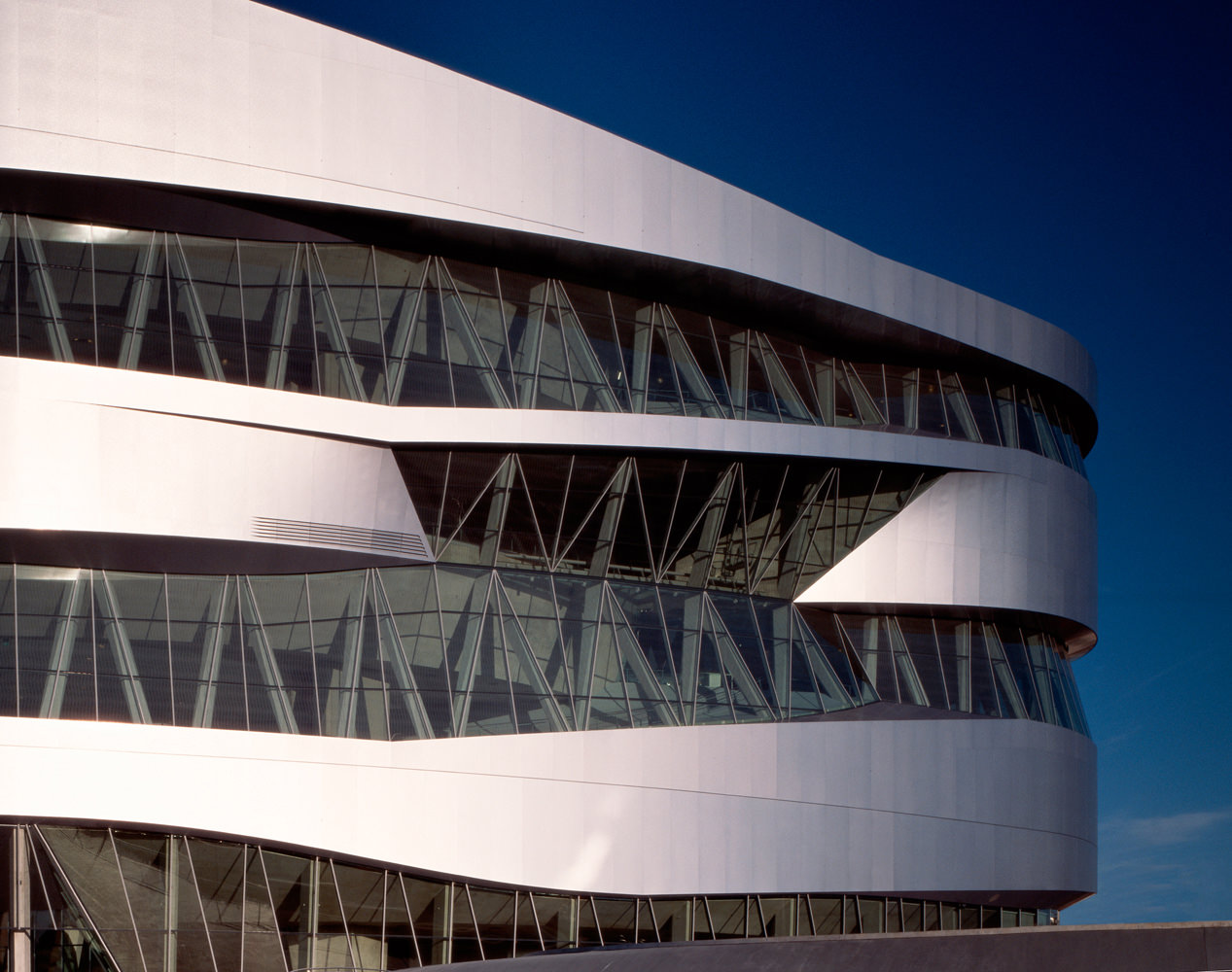 Public Buildings Mercedes Museum, Stuttgart